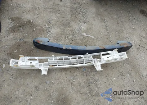 2015 Chevrolet Traverse Ls z USA, uszkodzony, nr VIN 1GNKRFKD9FJ349573